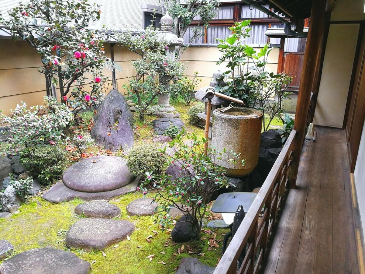 京都二条城近く京町屋120年の歴史に泊まる المظهر الخارجي الصورة